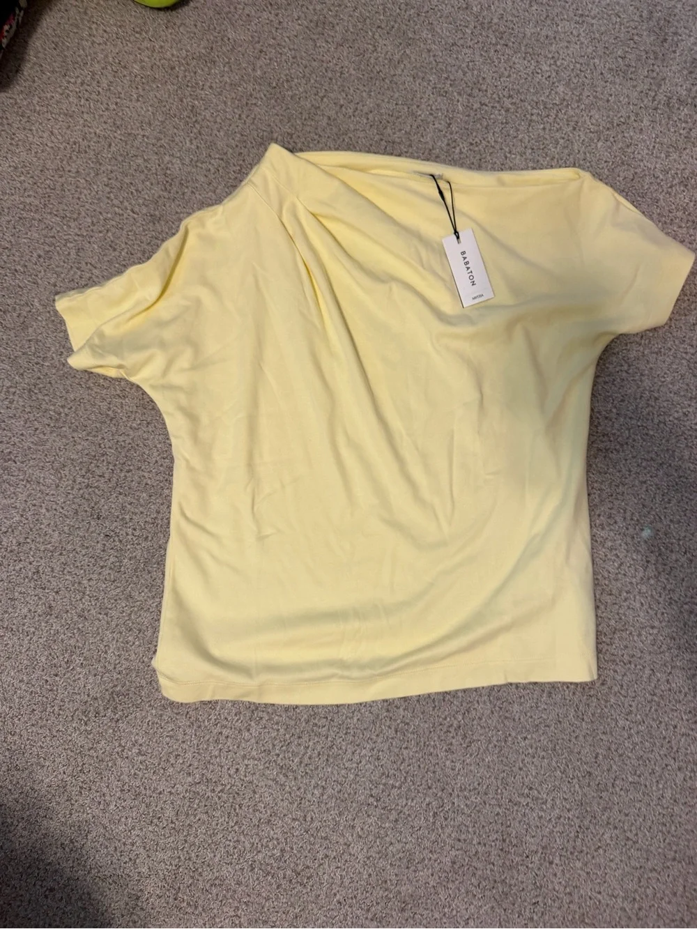 NWT Aritizia Babaton InterLock Cotton Script Top, lemonade, XS - Picture 6 of 10